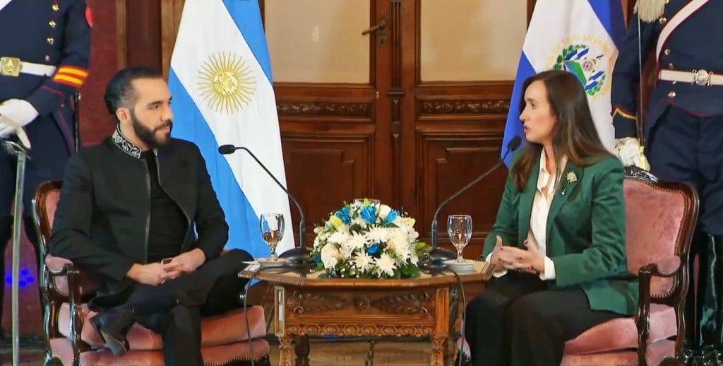 Argentina’s Vice President Victoria Villarruel (right) speaks to Salvadoran President Nayib Bukele during the latter’s state visit to Argentina.