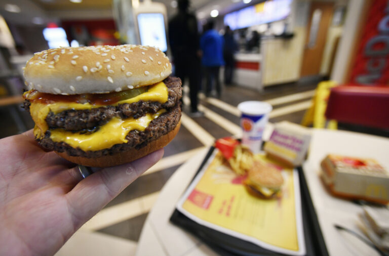 McDonald’s Tries to Reassure Customers After Deadly E. Coli Outbreak