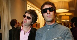 Lloyds Bank issues urgent scam warning as Oasis fans lose £346 to fraudsters