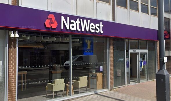 NatWest issues one-month warning about bank card expiry date