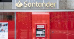 Santander accused over delay in passing on interest rate cut to struggling borrowers