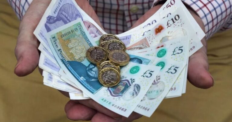 State pensioners born before 1953 urged to collect £475 before Christmas