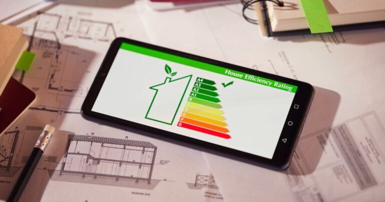 UK residents in energy-inefficient homes face £299 rise in bills this year