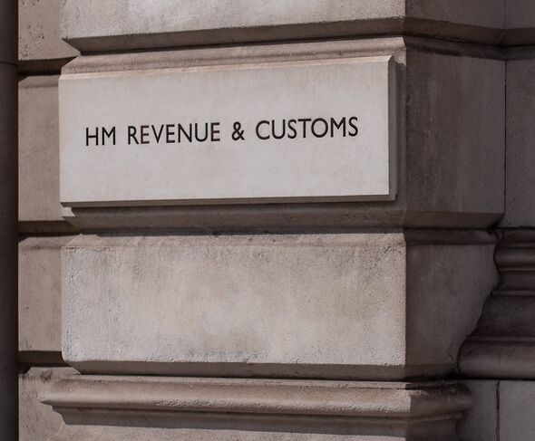 HMRC £5,000 savings account warning as Brits could face bill over ‘limits’