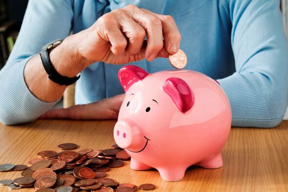 Expert shares 4 ways Brits can maximise savings for retirement