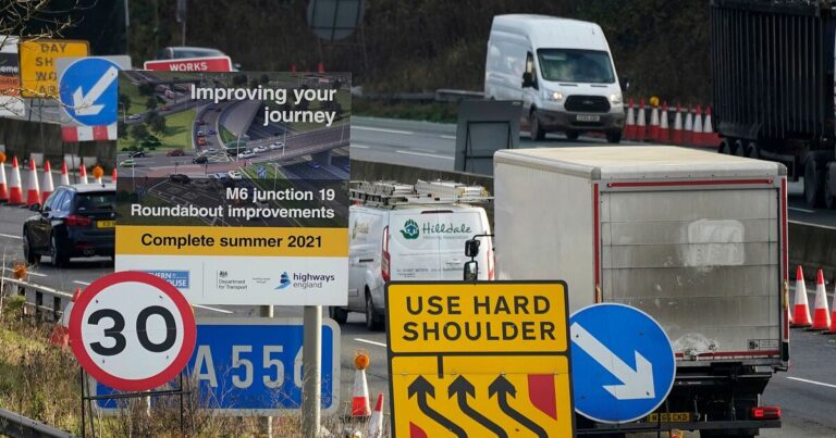 Smart motorway warning as drivers could face £2,500 fine for ignoring signs