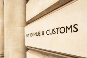 HMRC tip as tax expert shares advice with anyone struggling to pay bill