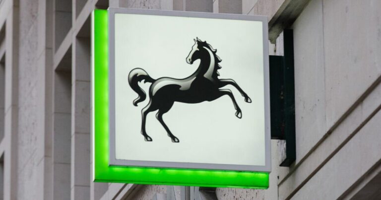 Lloyds Bank update after customers ‘can’t see statements’ in their account