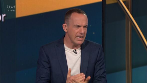 Martin Lewis saves fan £400 with 5-minute energy bill change