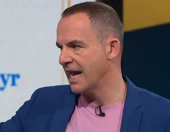 Martin Lewis tells anyone earning over £10,000 ‘do not throw away a hidden pay rise’