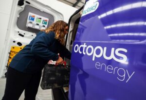 Octopus Energy customers handed £200 Amazon vouchers for ditching BT, Virgin and Sky