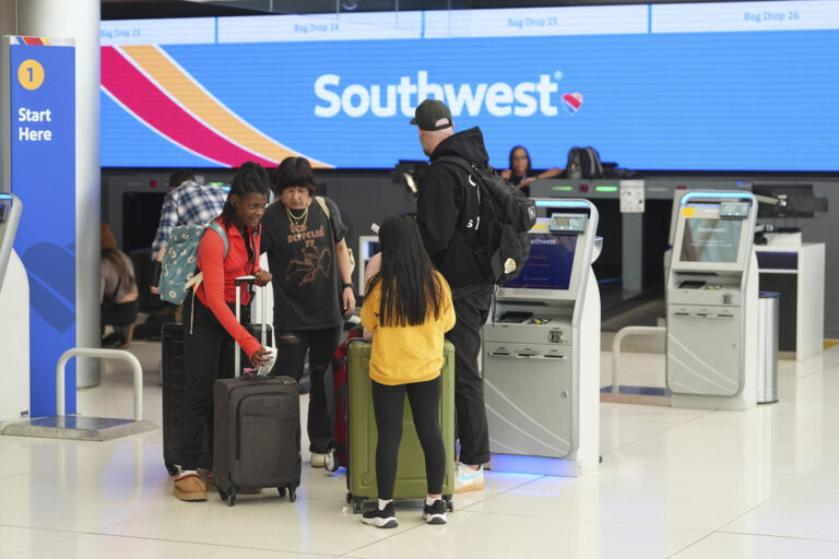 Southwest Airlines Will Now Make Passengers Pay for Checked Bags