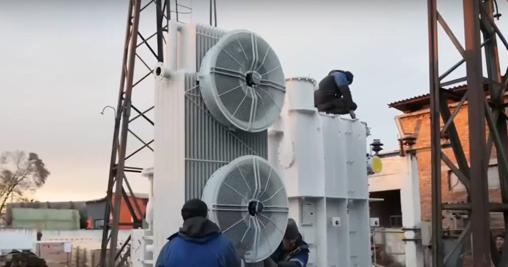 Engineers work on a new 48 MW Intelion data center in the Russian Republic of Khakassia.