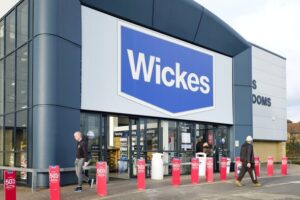Energy bills slashed with Wickes-approved 99p tool and ‘1 degree rule’