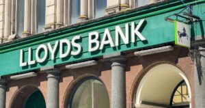 Lloyds introduces major change as 162 branches to close in 2026
