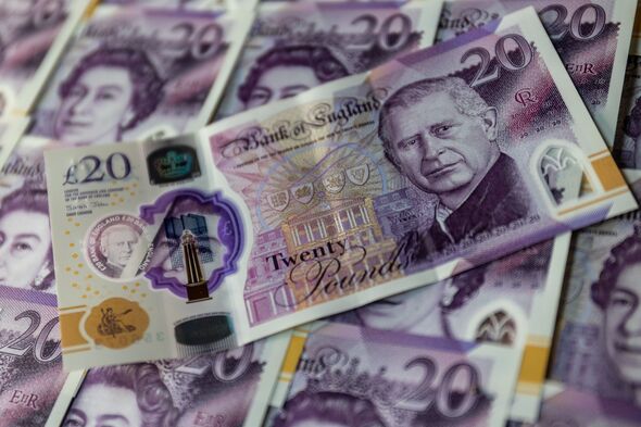 ‘One word’ that could mean you’re about to lose £300 from bank account