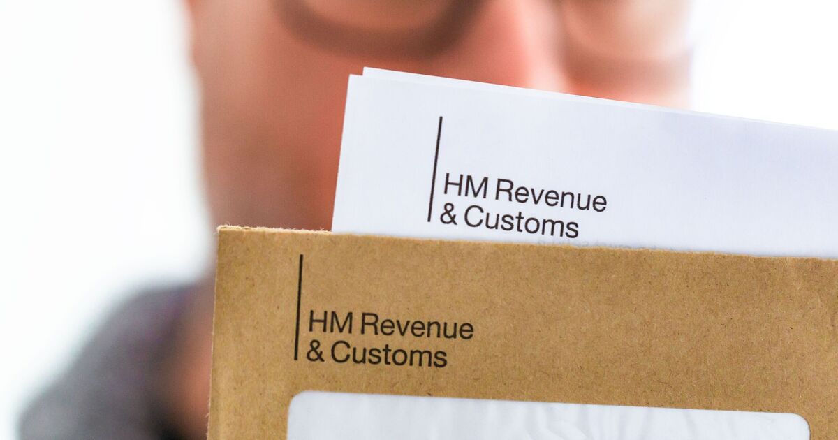 HMRC alert ahead of £300 fines – deadline on May 31