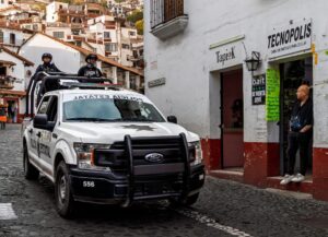 Is the CIA car bombing narcos in Mexico?