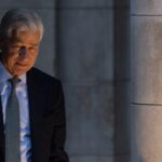 Jamie Dimon’s iron grip on JP Morgan threatens investor rebellion