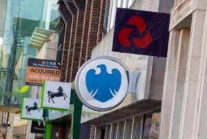 Mortgage rates slashed on Friday by 2 major high street banks as market heats up