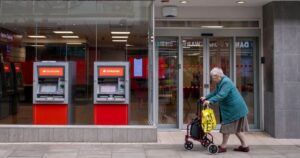 Santander closes 10 bank branches this week – full list