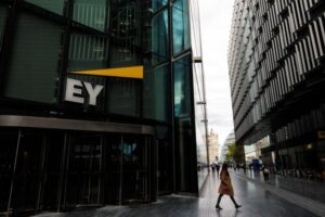 EY grad sacked down under for allegedly accessing PM’s bank account