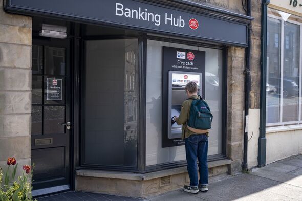 HMRC asking banks to tell them how much people have in savings in new rules