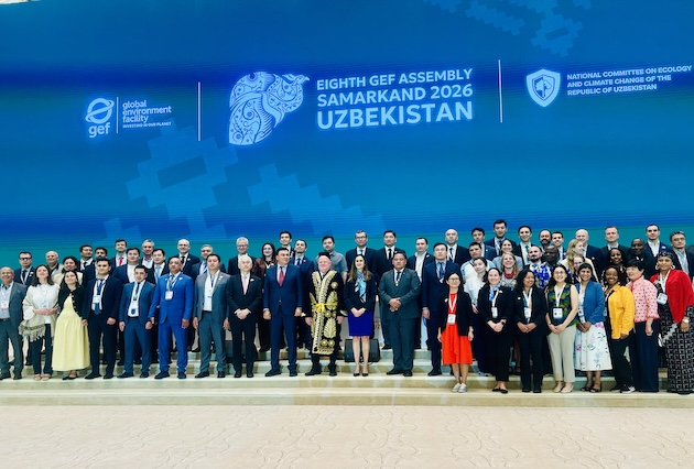 Leaders and delegates from the Uzbek government and the GEF pose for a group photo at the conclusion of the Eighth GEF Assembly in Samarkand, Uzbekistan. Credit: Stella Paul/IPS