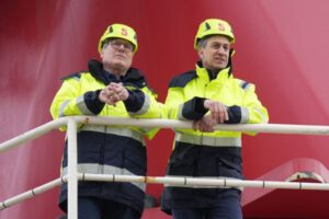Stamer overrules Miliband on electric car sales targets as he looks to appease automotive industry