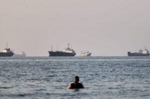 US and Iran agree to peace deal’s text, negotiators say