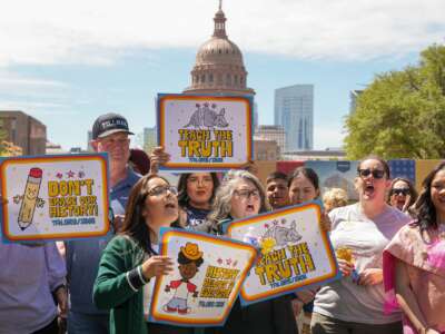 Florida Bars Undocumented Students from State Colleges