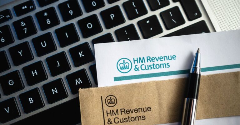 HMRC ‘targets thousands of Brits’ after securing £10bn in new crackdown