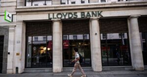 Lloyds Bank offers customers £190 in discounts with new rewards perk