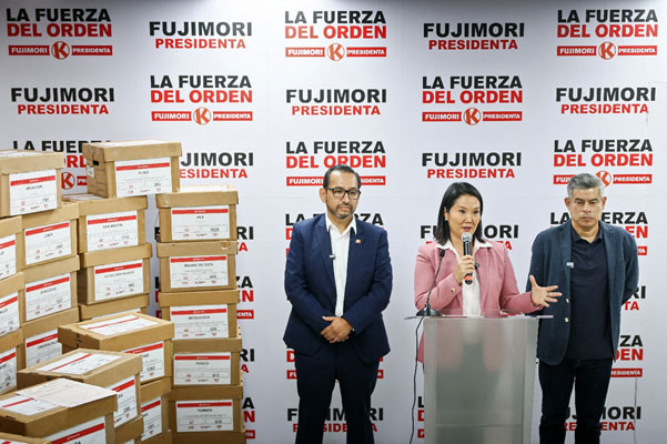 Peru’s Gridlock a Licence for Autocracy?