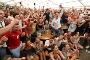 World Cup gives London restaurants and retailers Deliveroo boost