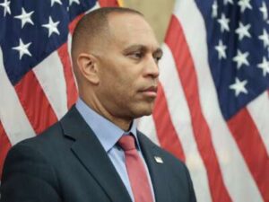 Jeffries Secretly Met With Kushner to Find “Common Ground” on Immigration