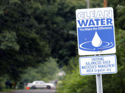 Michigan Supreme Court Squashes Plan to Update Line 5 Pipeline