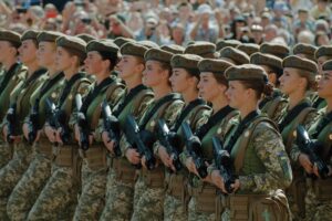 Western hawks are pushing Ukraine to draft its women
