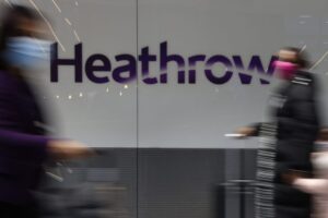 British Airways travellers hit as 3,000 luggage items stuck in Heathrow 
