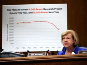 Democrat Files 26 Impeachment Articles Against Trump Over War, ICE, Corruption