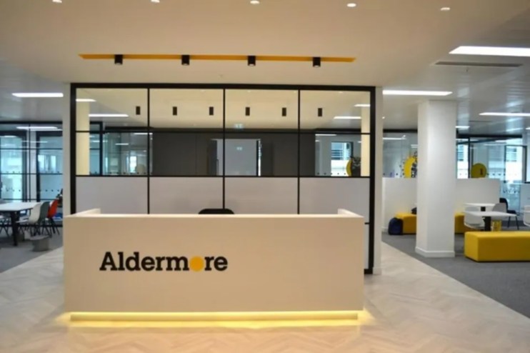 Aldermore puts jobs at risk in retreat from invoice finance market