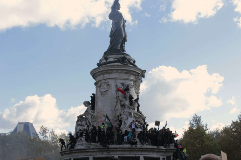Dispatch From Paris: Student-Led Protests Spread, Despite Brutal Policing