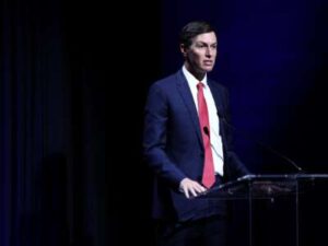 New Lawsuit Seeks to Oust Kushner From Envoy Position Amid Profit-Seeking